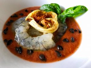 Gazpacho alla napoletana con gamberi crudi